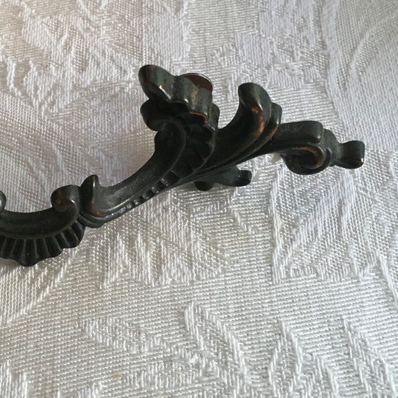 Vintage made in Italy drawer pull - Picture 4 of 5